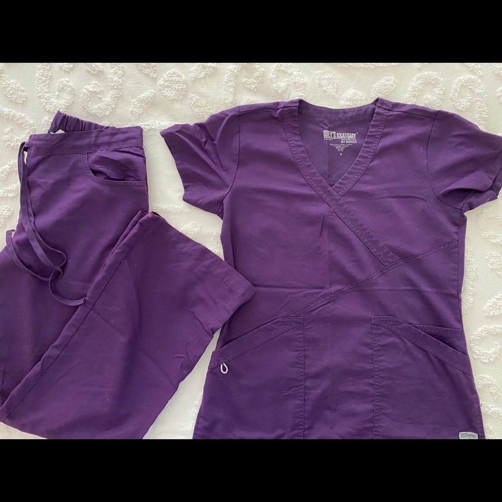 Grey’s Anatomy scrub set